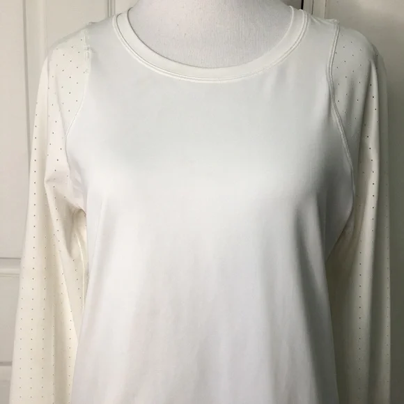 Lululemon Reflective White Long Sleeve Top Size 4 - Picture 4 of 14